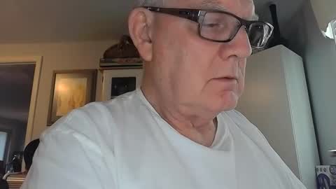 Horny Daddy online show from November 13, 2025, 5:45 pm