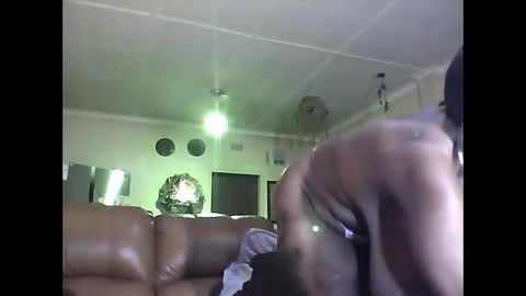 Snapshot of gucci_bx chatting on December 21, 2024, 1:36 am gucci-bx online show from December 21, 2024, 1:36 am