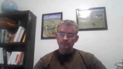 Snapshot of gud_times chatting on January 22, 2025, 8:59 pm gud_times online show from January 22, 2025, 8:59 pm