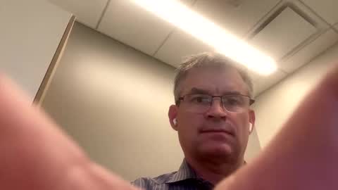 Snapshot of gud_times chatting on February 3, 2025, 4:20 pm gud_times online show from February 3, 2025, 4:20 pm