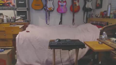 Snapshot of guitarsexgod chatting on February 18, 2025, 9:54 am Mario online show from February 18, 2025, 9:54 am