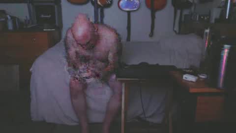 Snapshot of guitarsexgod chatting on February 20, 2025, 5:01 am Mario online show from February 20, 2025, 5:01 am