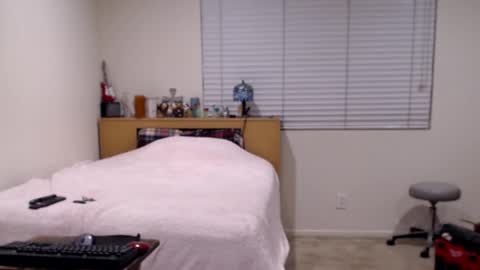 Snapshot of guitarsexgod chatting on March 11, 2025, 6:10 am Mario online show from March 11, 2025, 6:10 am