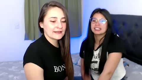 Snapshot of gumball_room chatting on January 21, 2025, 10:19 pm Vane blonde and Hazell black hair online show from January 21, 2025, 10:19 pm