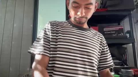 gumbywanna online show from December 1, 2024, 8:42 pm