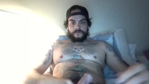 Snapshot of gunnerkills22 chatting on December 17, 2025, 1:50 pm gunnerkills22 online show from December 17, 2025, 1:50 pm