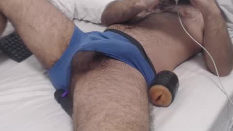 Snapshot of guy11guy chatting on December 18, 2024, 12:40 pm guy11guy online show from December 18, 2024, 12:40 pm