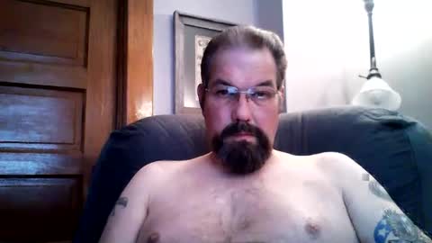 Snapshot of guy4fun8 chatting on March 5, 2025, 4:24 pm guy4fun8 online show from March 5, 2025, 4:24 pm