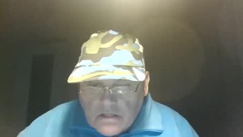 Snapshot of guyboy73 chatting on October 18, 2025, 7:03 pm guyboy73 online show from October 18, 2025, 7:03 pm