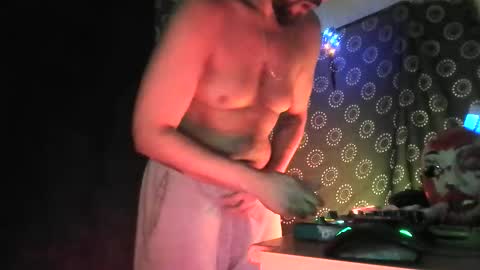 guyst049 online show from October 14, 2025, 12:11 am