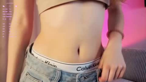 Snapshot of gwenbunn chatting on September 29, 2025, 1:00 am Julia online show from September 29, 2025, 1:00 am