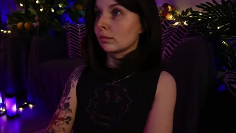 Snapshot of gwenhilton chatting on February 25, 2025, 5:52 am gwenhilton online show from February 25, 2025, 5:52 am