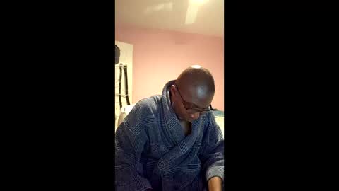 gyesaw1970 online show from December 16, 2025, 6:51 am