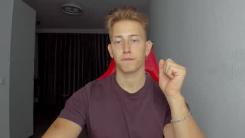 Oliver online show from November 24, 2025, 11:37 pm