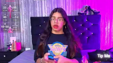 Snapshot of hailey_johnsonn chatting on October 30, 2025, 1:23 pm hailey_johnsonn online show from October 30, 2025, 1:23 pm