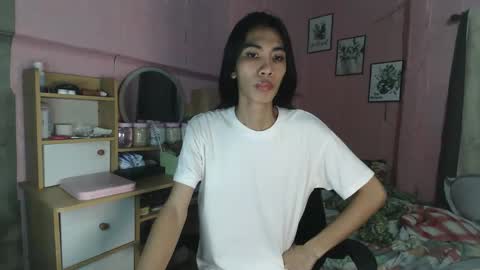 hailey_sweetcum77 online show from November 16, 2025, 10:21 am