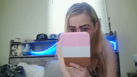 Snapshot of haileyakuma69 chatting on February 3, 2025, 7:52 pm Hailey and d online show from February 3, 2025, 7:52 pm