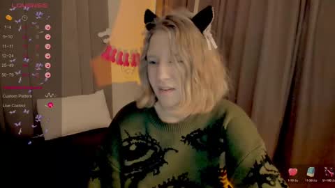 Snapshot of haileyfoxy chatting on March 5, 2025, 5:07 am Hailey online show from March 5, 2025, 5:07 am