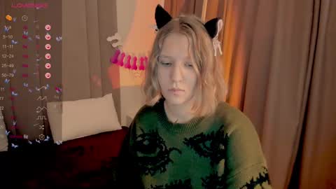 Snapshot of haileyfoxy chatting on March 5, 2025, 8:10 am Hailey online show from March 5, 2025, 8:10 am