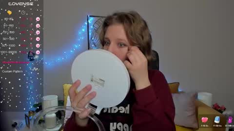 Snapshot of haileyfoxy chatting on October 4, 2025, 8:56 am Hailey online show from October 4, 2025, 8:56 am