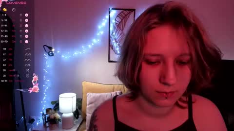 Snapshot of haileyfoxy chatting on October 16, 2025, 9:32 am Hailey online show from October 16, 2025, 9:32 am