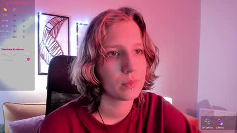 Snapshot of haileyfoxy chatting on October 27, 2025, 9:13 am Hailey online show from October 27, 2025, 9:13 am