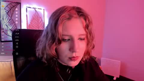 Snapshot of haileyfoxy chatting on November 7, 2025, 8:58 am Hailey online show from November 7, 2025, 8:58 am