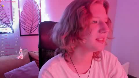 Snapshot of haileyfoxy chatting on November 24, 2025, 9:09 am Hailey online show from November 24, 2025, 9:09 am