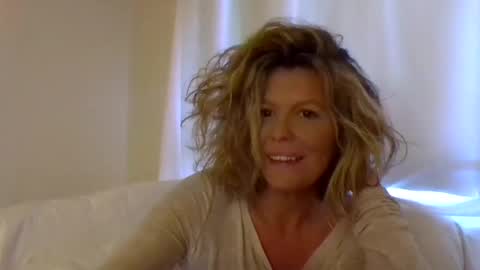 Hailey online show from January 18, 2025, 12:13 am