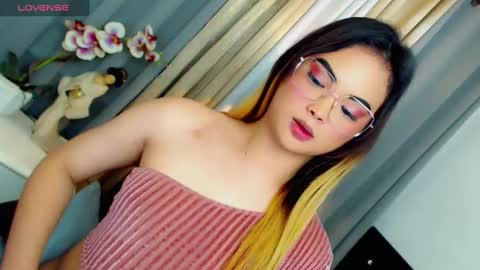 Snapshot of hailywilson chatting on March 1, 2025, 11:15 pm haily online show from March 1, 2025, 11:15 pm