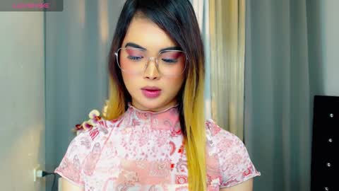 Snapshot of hailywilson chatting on March 5, 2025, 1:42 am haily online show from March 5, 2025, 1:42 am