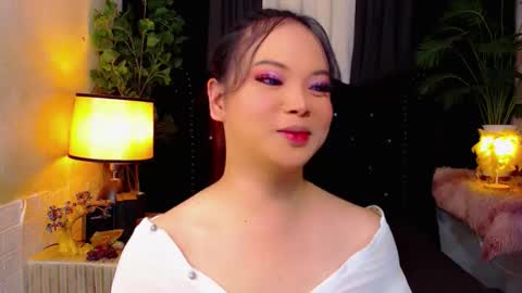 Snapshot of hailywilson chatting on October 16, 2025, 10:27 am haily online show from October 16, 2025, 10:27 am