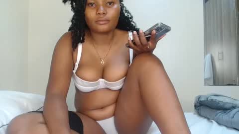 Snapshot of hairy_squiter chatting on October 11, 2025, 10:30 pm Zaraha online show from October 11, 2025, 10:30 pm