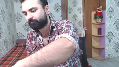 Snapshot of hairy_tyler666 chatting on January 22, 2025, 10:40 am Hairy Tyler online show from January 22, 2025, 10:40 am