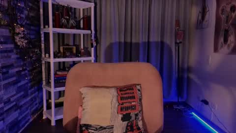 SALMA  online show from February 6, 2025, 7:02 am