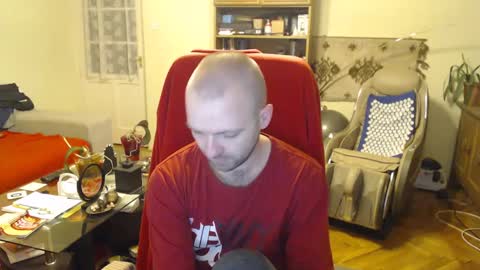 Snapshot of hairyass25yo chatting on December 15, 2024, 4:48 pm Puppy3 StockyDaddiesmusclebearsbeefybigmans online show from December 15, 2024, 4:48 pm