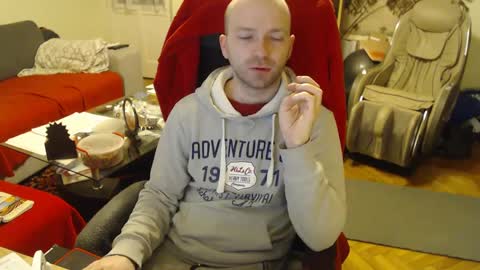 Snapshot of hairyass25yo chatting on February 19, 2025, 5:16 pm Puppy3 StockyDaddiesmusclebearsbeefybigmans online show from February 19, 2025, 5:16 pm