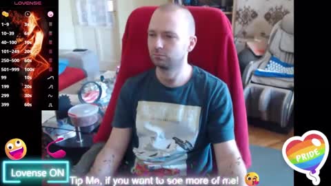 Snapshot of hairyass25yo chatting on March 8, 2025, 1:25 pm Puppy3 StockyDaddiesmusclebearsbeefybigmans online show from March 8, 2025, 1:25 pm