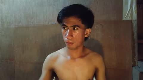 hairyhugecock_22 online show from December 3, 2025, 2:59 pm