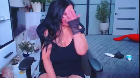 Snapshot of hairypussygranny chatting on November 9, 2025, 9:29 am Monika online show from November 9, 2025, 9:29 am