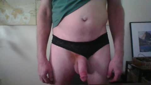 Snapshot of hairypussylover089 chatting on February 10, 2025, 4:30 am hairypussylover089 online show from February 10, 2025, 4:30 am