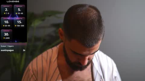 Snapshot of hairyrobxxx chatting on September 27, 2025, 5:29 pm HairyRobXxX online show from September 27, 2025, 5:29 pm