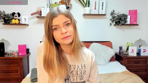 Snapshot of haleyreedme chatting on November 14, 2025, 8:24 am Haley online show from November 14, 2025, 8:24 am