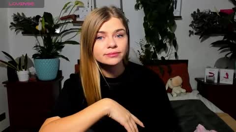 Snapshot of haleyreedme chatting on November 26, 2025, 8:15 am Haley online show from November 26, 2025, 8:15 am