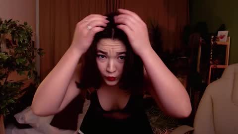 Snapshot of halle_berrry chatting on November 15, 2025, 2:13 pm Mary online show from November 15, 2025, 2:13 pm