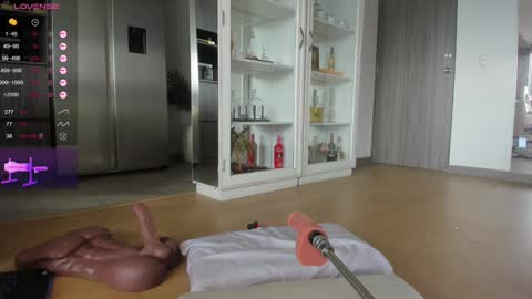 Snapshot of halliee chatting on December 3, 2025, 7:23 pm insta Laupalacio777Next stream 01th December online show from December 3, 2025, 7:23 pm