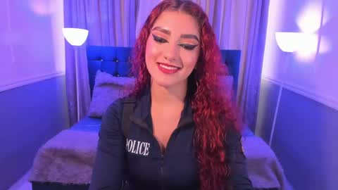 Snapshot of hallsred_rh chatting on December 3, 2024, 8:17 pm Halls Red online show from December 3, 2024, 8:17 pm