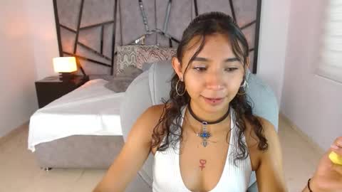 Snapshot of hamber_reyes chatting on October 4, 2025, 12:58 pm hamber_reyes online show from October 4, 2025, 12:58 pm