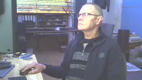 Prefer men 80 online show from December 25, 2024, 8:50 pm