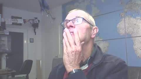 Prefer men 80 online show from February 19, 2025, 9:36 pm